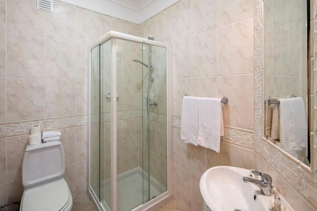 Luxury Apartment With Free Use Of Pool, Gym And Spa Lagos